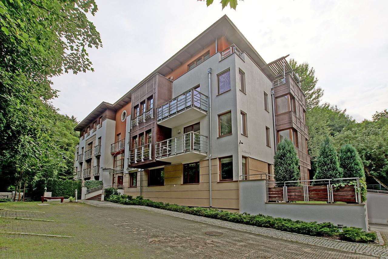 Beachfront Apartment Haga With Free Parking By Noclegi Renters Sopot Dış mekan fotoğraf
