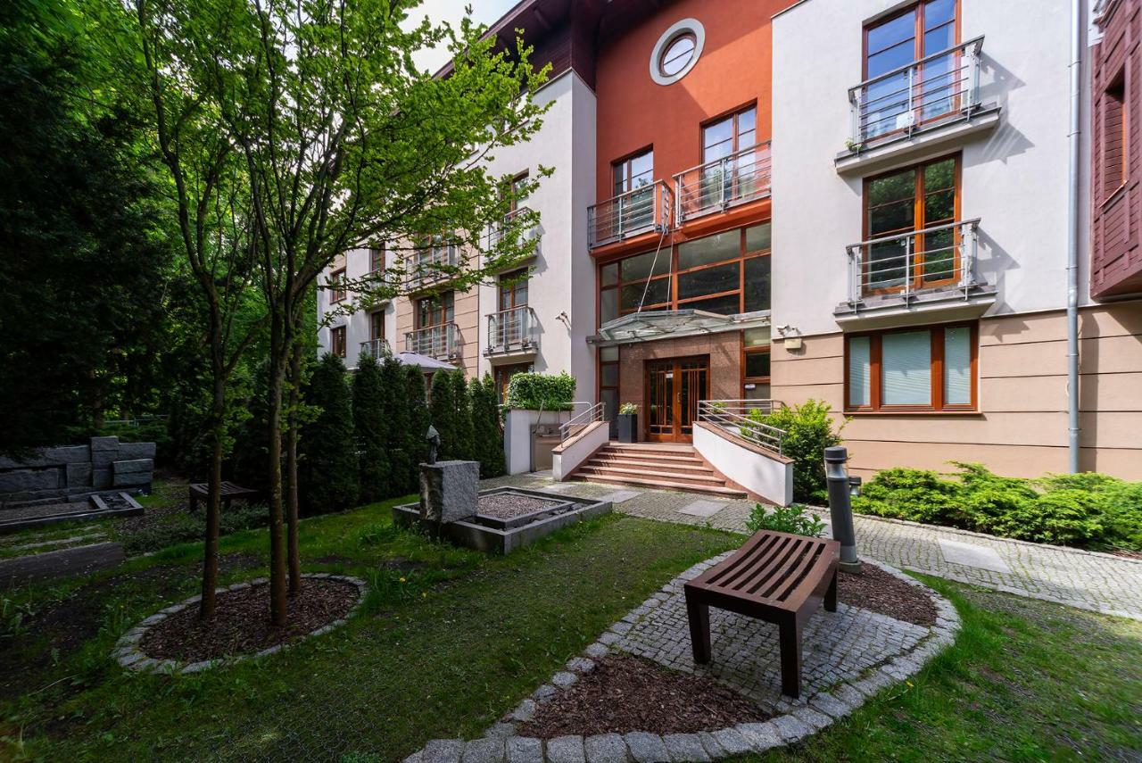 Beachfront Apartment Haga With Free Parking By Noclegi Renters Sopot Dış mekan fotoğraf
